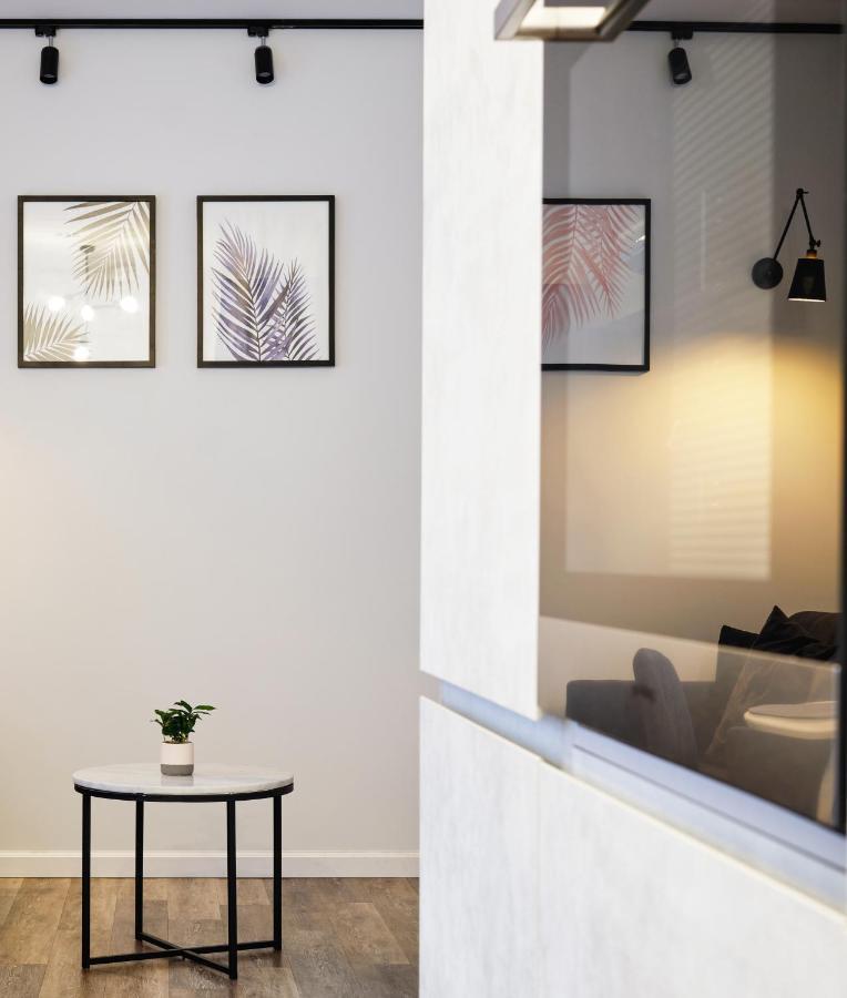 Owls Hill Apartment Kaunas Exterior foto